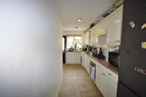 39 Second Avenue, Dagenham, RM10 9DX