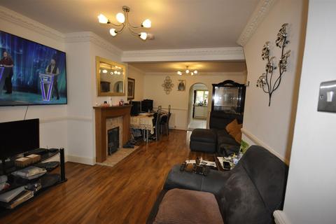 39 Second Avenue, Dagenham, RM10 9DX