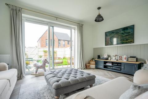 3 bedroom detached house for sale, Rosemary Road, Lowfield Green, York