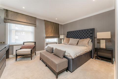 4 bedroom flat for sale, Cumberland Mansions, George Street, Marylebone W1H