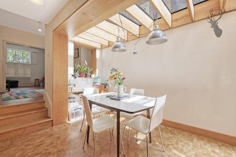 146 Old Ford Road, London, E2 9PW