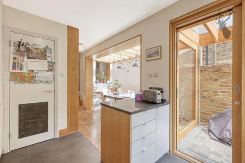 146 Old Ford Road, London, E2 9PW