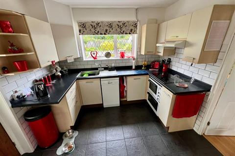 61 Grenville Road, Shirley, Solihull, B90 2DF