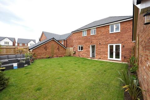 4 bedroom detached house for sale, Bloomery Close, Ulverston