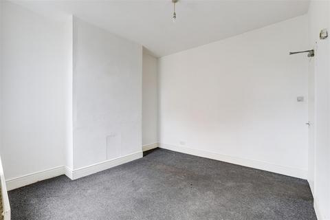 3 bedroom terraced house for sale, Hartley Road, Nottingham NG7