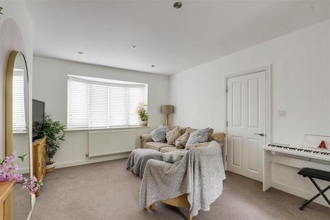 5 bedroom semi-detached house for sale, Ridgeway Close, West Bridgford NG2