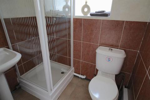 320 Meadway, Birmingham, B33 0EA