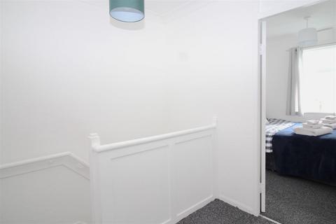 320 Meadway, Birmingham, B33 0EA