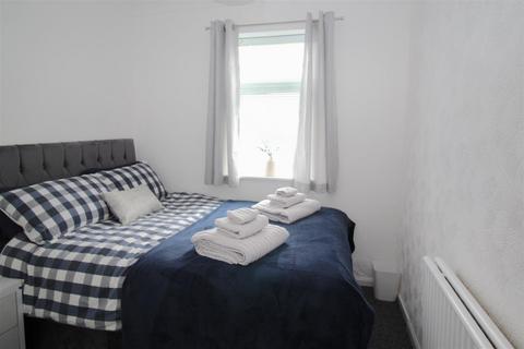 320 Meadway, Birmingham, B33 0EA