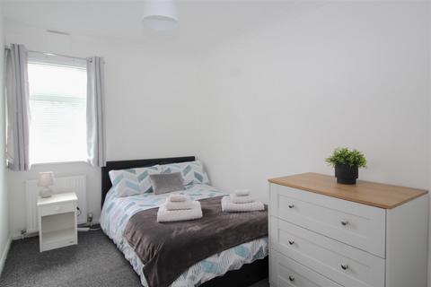 320 Meadway, Birmingham, B33 0EA