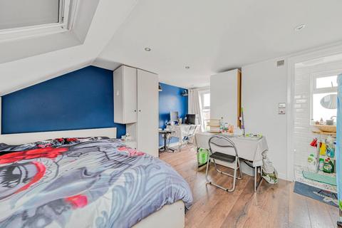 1 Celtic Street, London, E14 6QB
