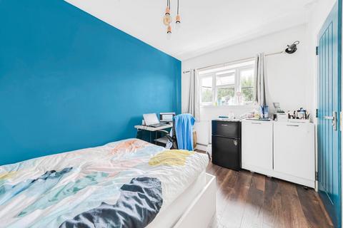 1 Celtic Street, London, E14 6QB