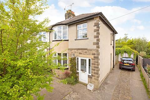 3 bedroom semi-detached house for sale, Oakridge Avenue, Menston LS29