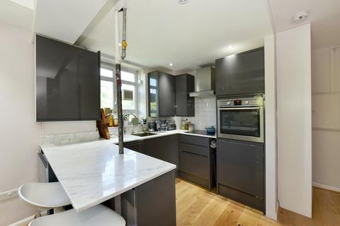 1 bedroom flat to rent, Mornington Avenue, West Kensington, W14