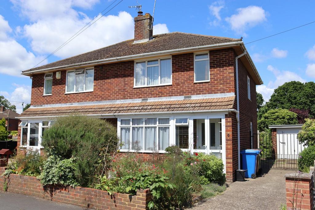 St Davids Close, Farnborough GU14 3 bed semidetached house for sale