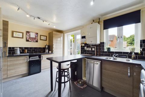 4 bedroom semi-detached house for sale, Tyrrell Way, Towcester, NN12