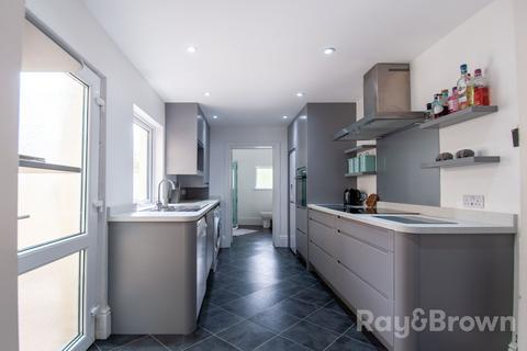 3 bedroom terraced house for sale, Cardiff CF24