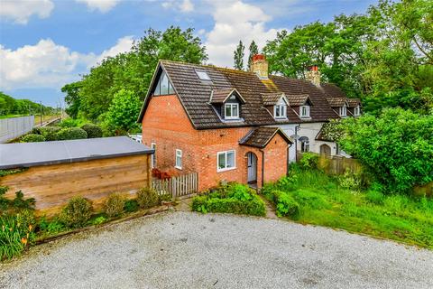3 bedroom end of terrace house for sale, Stone Street, Stanford, Kent