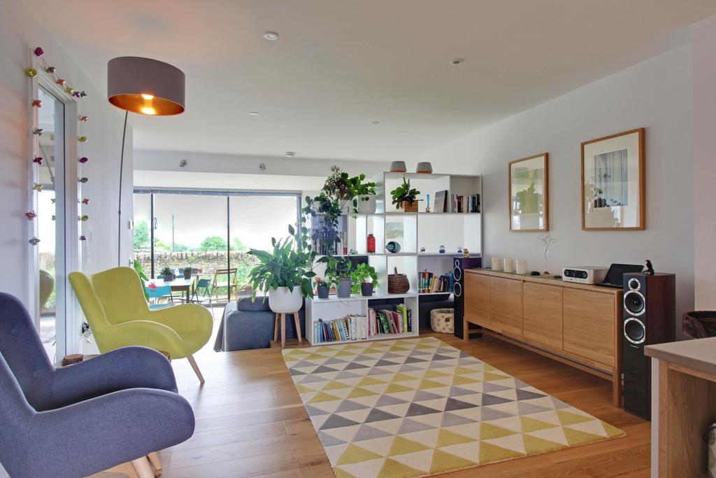 Open Plan Reception Room
