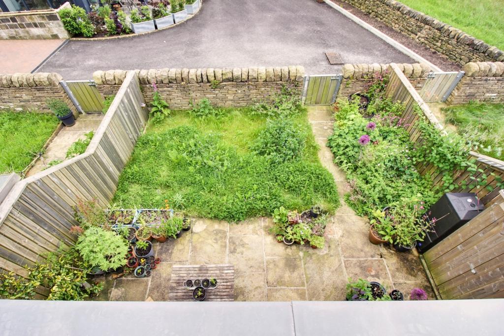 Lrg 34 Garden