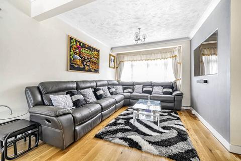 4 bedroom terraced house for sale, Hollywood Road, London E4