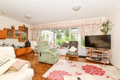 4 bedroom detached bungalow for sale, Ship Street, East Grinstead, West Sussex