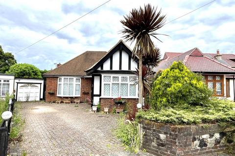 2 bedroom detached bungalow for sale, Elmcroft Close, Chessington, Surrey. KT9 1DX