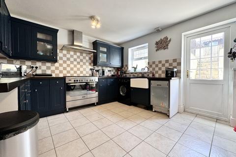 4 bedroom terraced house for sale, Aberdare CF44