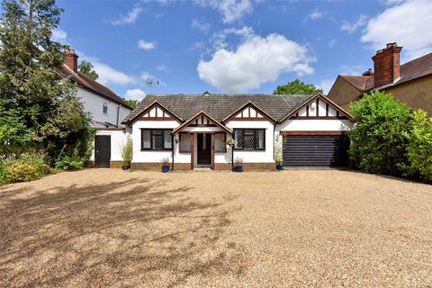 4 bedroom bungalow for sale, Bath Road, Taplow, Maidenhead, Berkshire, SL6