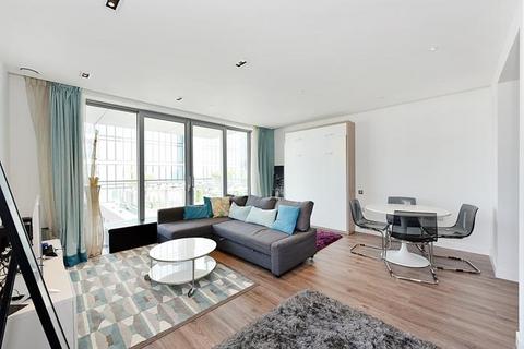 Studio to rent, Cashmere House, Leman Street, Aldgate, London, E1