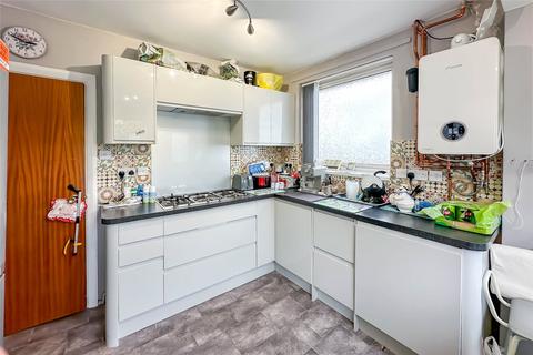 2 bedroom bungalow for sale, Green Lane, St. Albans, Hertfordshire, AL3