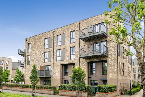 2 bedroom flat for sale, Fisher Close, Rotherhithe
