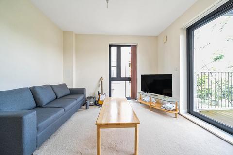 2 bedroom flat for sale, Fisher Close, Rotherhithe