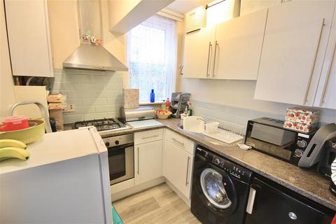 1 bedroom apartment for sale, Markham Road, Charminster, Bournemouth