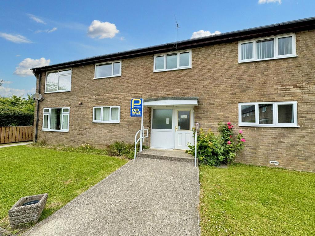 Beechlea, Stannington, Morpeth... 2 bed flat for sale £105,000