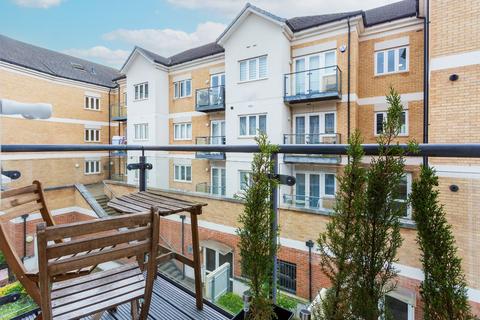 2 bedroom apartment for sale, Ley Farm Close, Watford, Hertfordshire, WD25