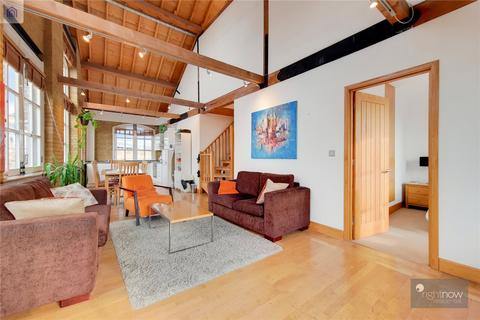 3 bedroom apartment for sale, Tower Bridge Road, London, SE1