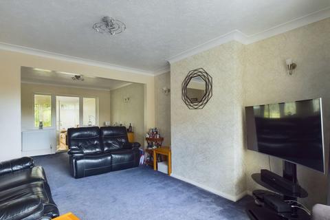 32 John Herring Crescent, Swindon, SN3 4JJ