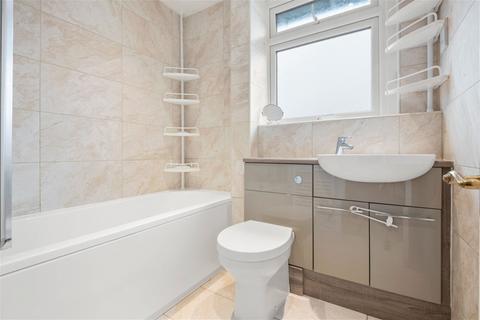 46 Baird Avenue, Basingstoke, RG22 6EB