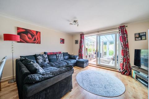 3 bedroom end of terrace house for sale, Woodlands Way, Andover,