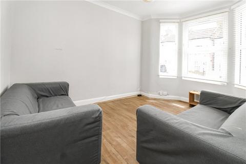 4 bedroom terraced house to rent, Letchworth Street, London, SW17