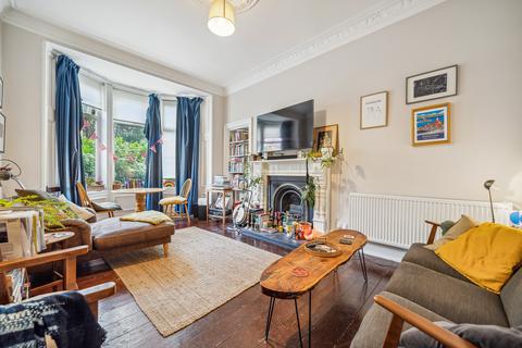 2 bedroom flat for sale, Minard Road, Flat 0/1, Shawlands, Glasgow, G41 2EL