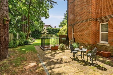 2 bedroom apartment for sale, Murdoch Road, Wokingham RG40