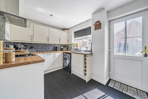 38 Bartholomew Place, Warfield, Bracknell, RG42 3DQ