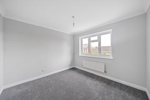 9 Barnfield Rise, Andover, SP10 2UQ
