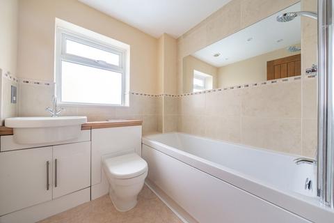9 Barnfield Rise, Andover, SP10 2UQ