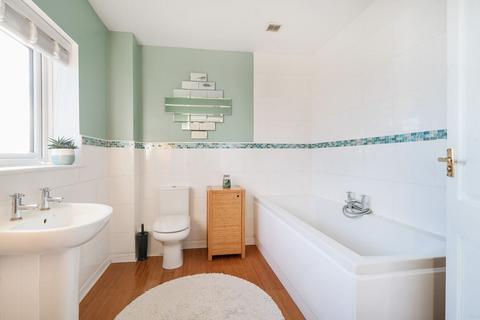 25 Bulbery, Abbotts Ann, Andover, SP11 7BN