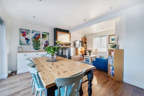 25 Bulbery, Abbotts Ann, Andover, SP11 7BN