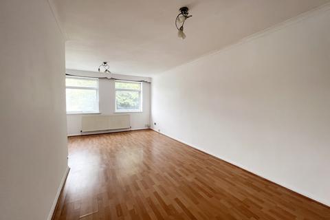 2 bedroom flat to rent, Netley Road, Newbury Park, Essex, IG2
