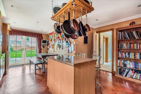 Onsons House Andover Road, Faberstown, Andover, SP11 9PD